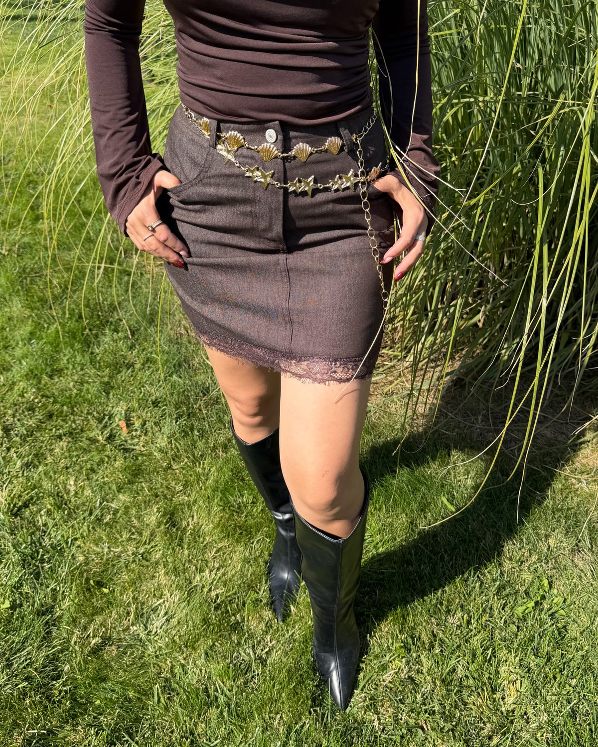 Kadın Kahverengi Dantel Detaylı Mini Etek